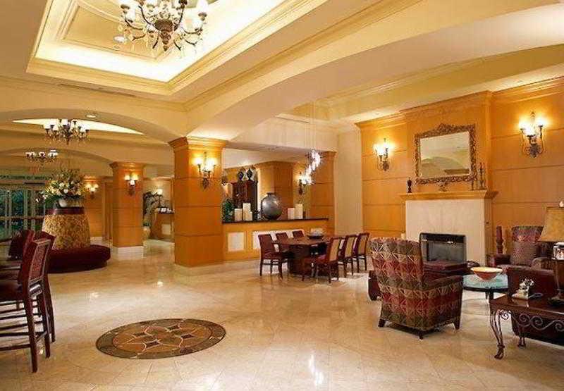 Renaissance Meadowlands Hotel 3*